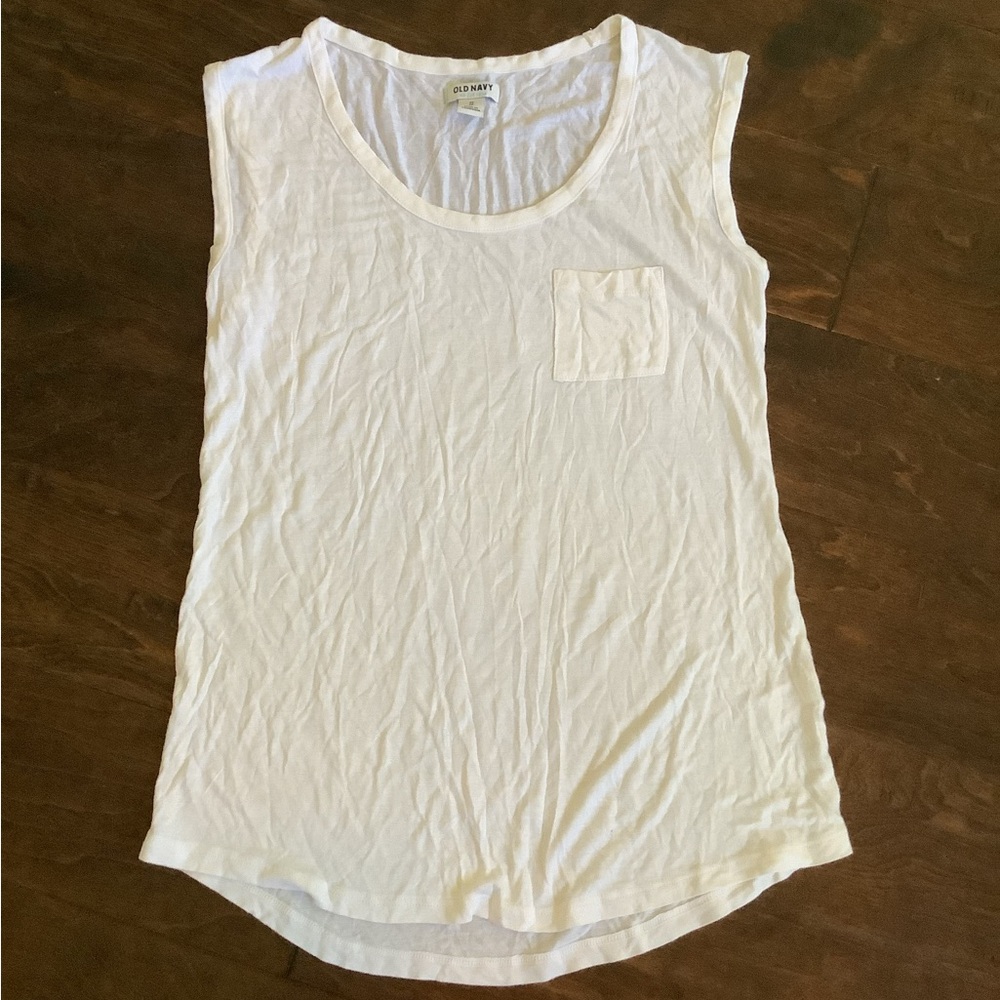 NWOT Old Navy White Tank Top XS
